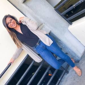 Meet your Posher, Itzel